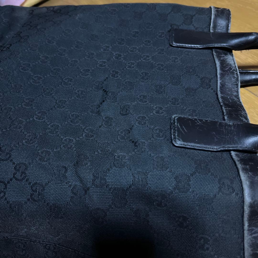 グッチ