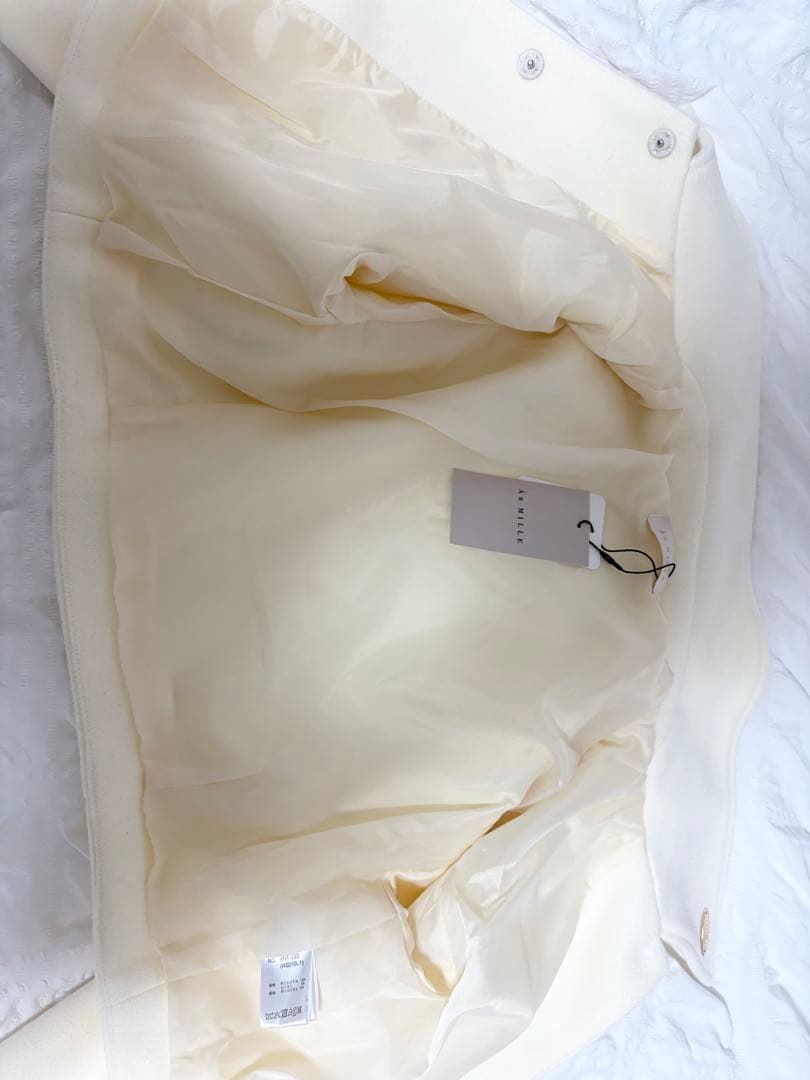 An MILLE（アンミール）ビッグリボンショートコート オフホワイト