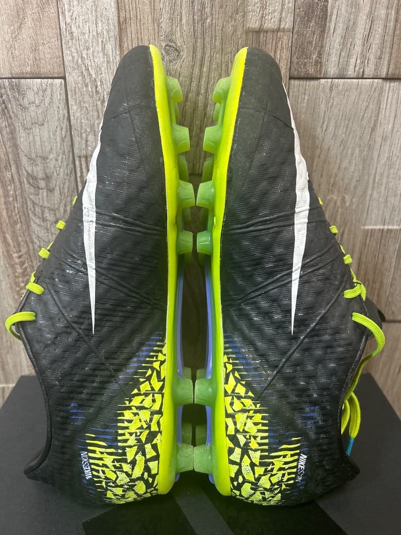おぱんち　NIKEハイパーヴェノムHG