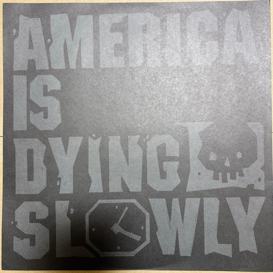 AMERICA IS DYING SLOWLY サントラ