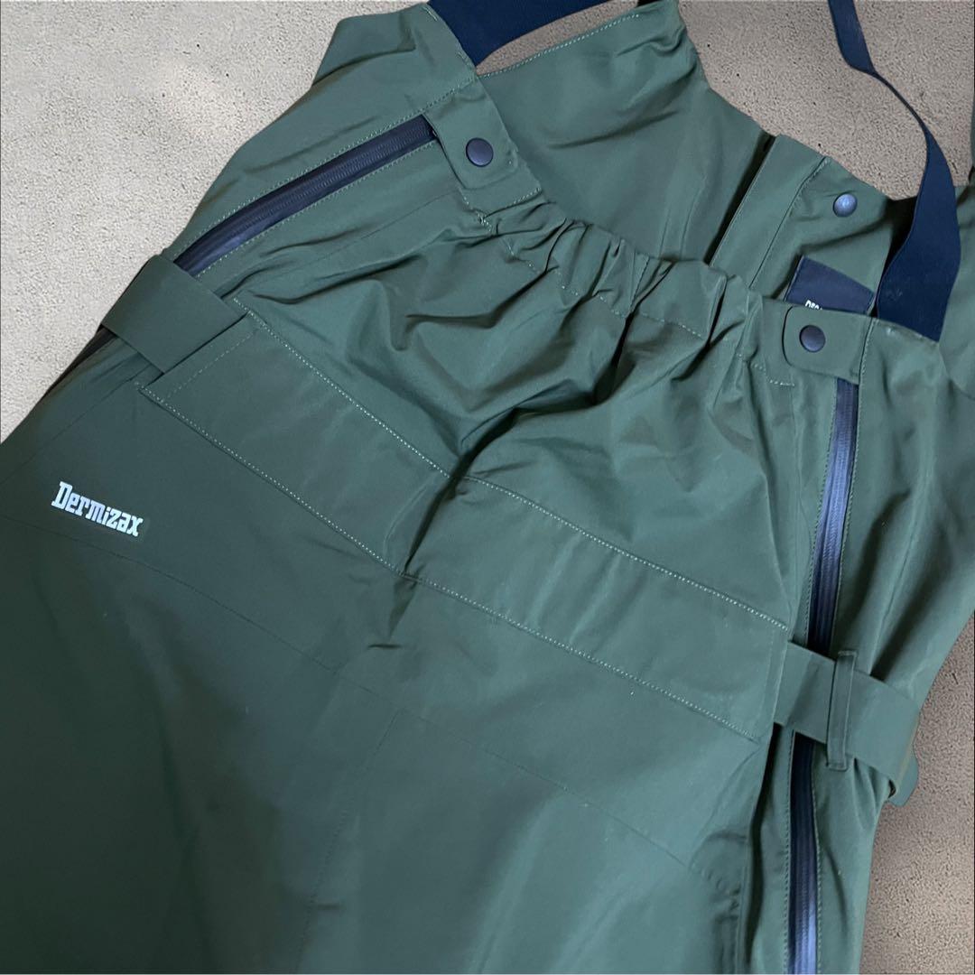 DESCENTE S.I.O インサレーテッドビブパンツ DWUWJD53