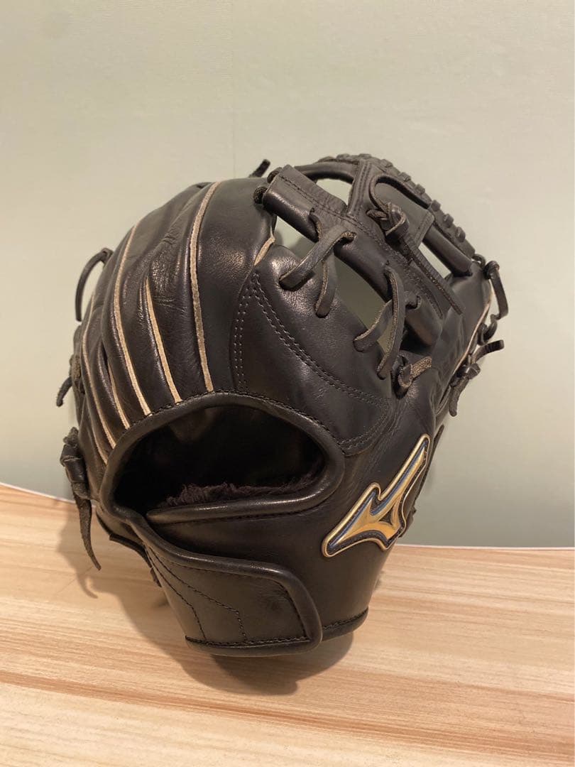 Mizuno ブラック 野球グローブ
