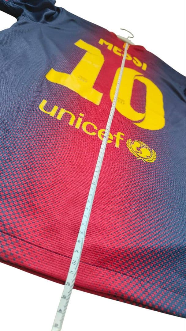 【レア】【美品】2011FIFAクラブW杯優勝パッチ付　バルセロナ メッシ ユニ