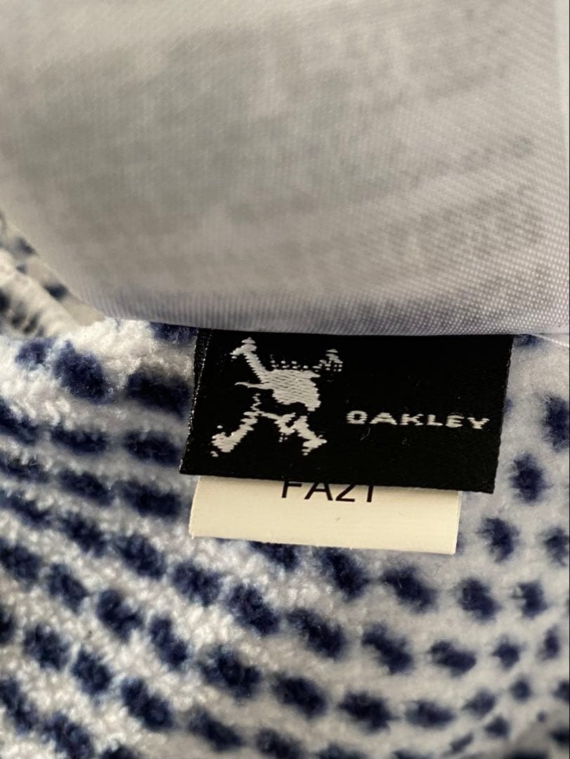美品★ OAKLEY オークリー　メンズ ゴルフ 長袖シャツ ホワイト　XL