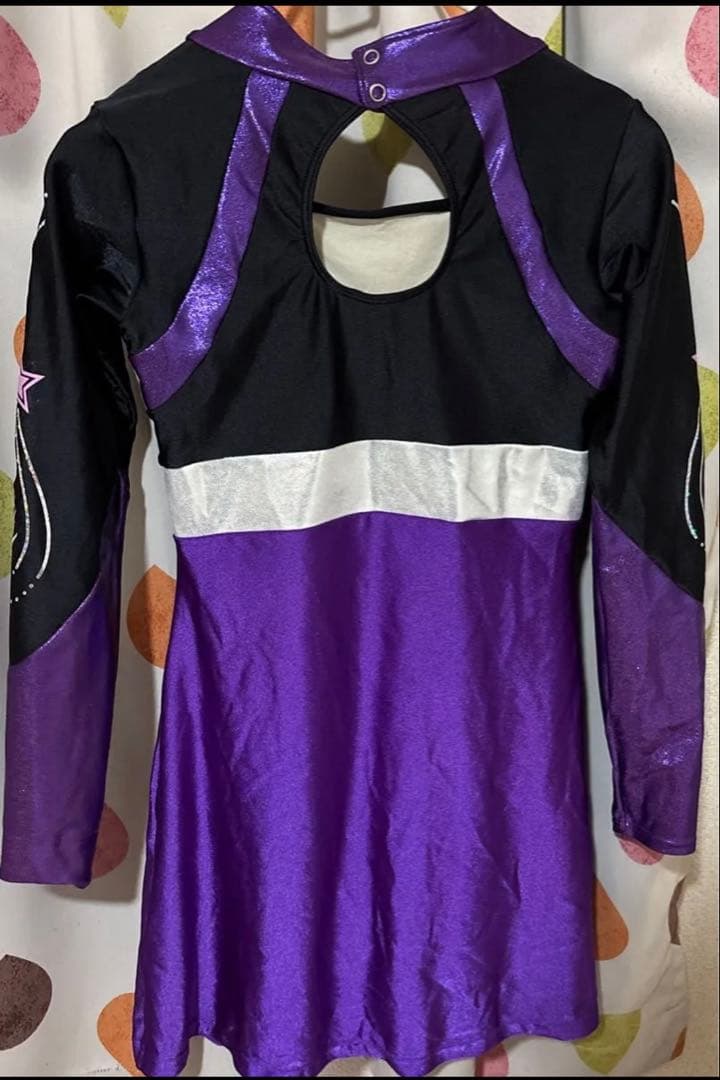 チアダンス　競技用　ユニフォーム
