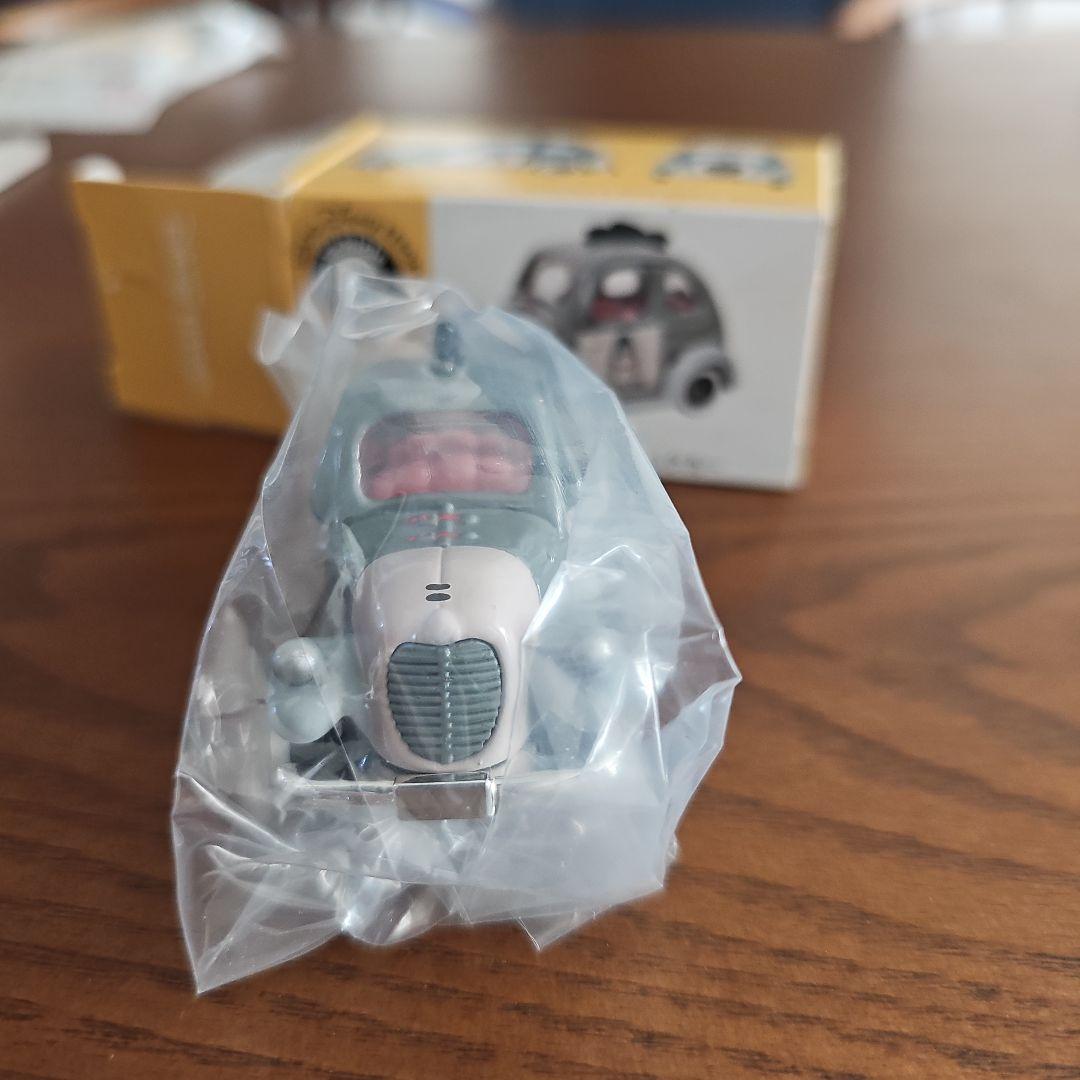 トミカ イーヨーのクラシックカー