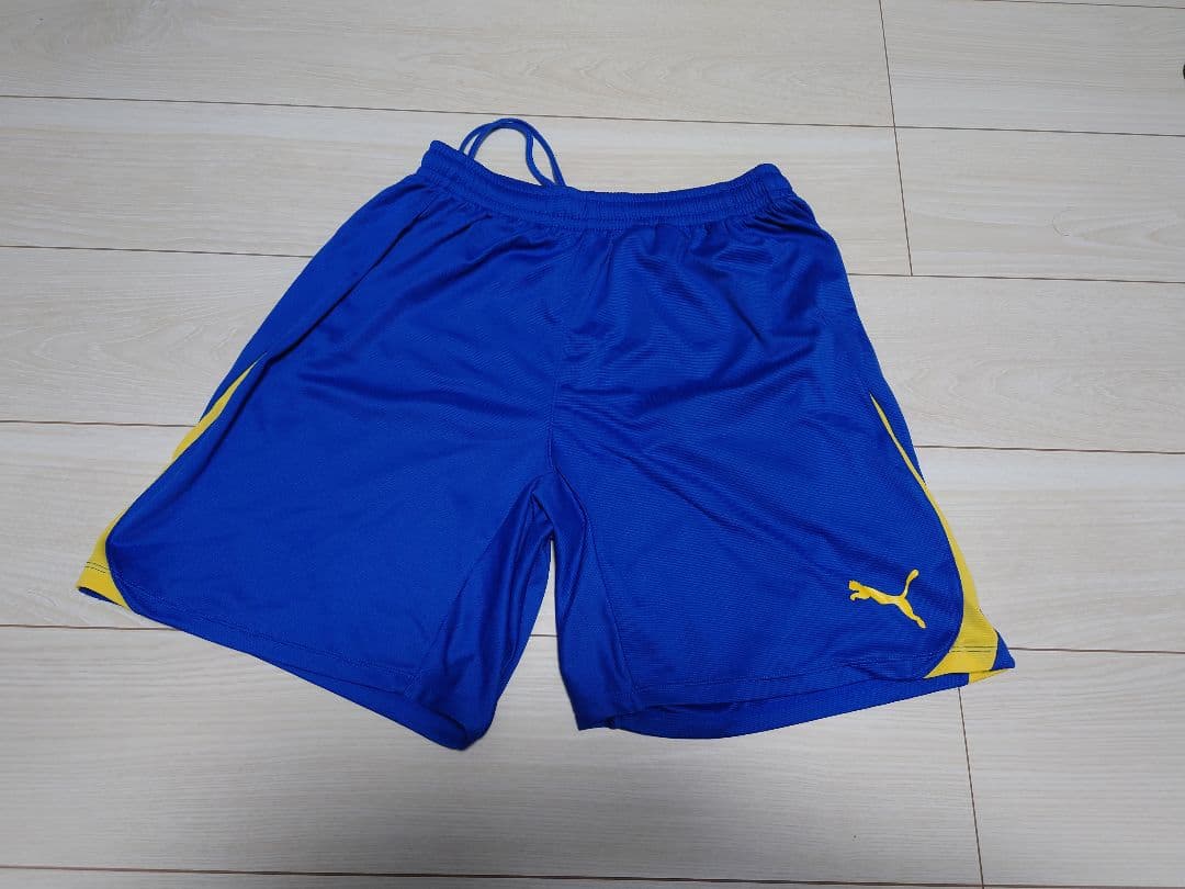PUMA サッカーユニフォーム