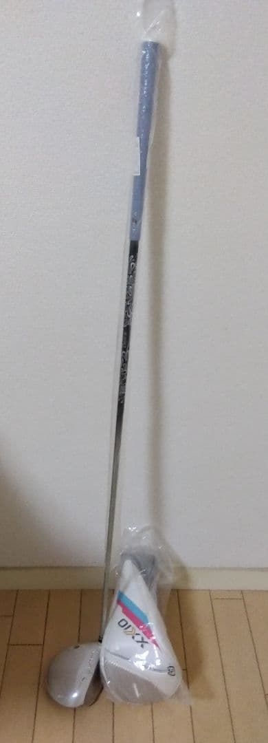 新品◆DUNLOP　XXIO12　レディスドライバー　ホワイト　L　13.5゜