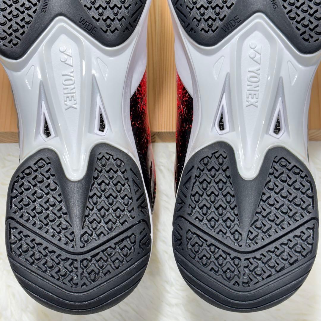 超美品☆ヨネックス パワークッション チームワイド GC 28cm 人気 完売品