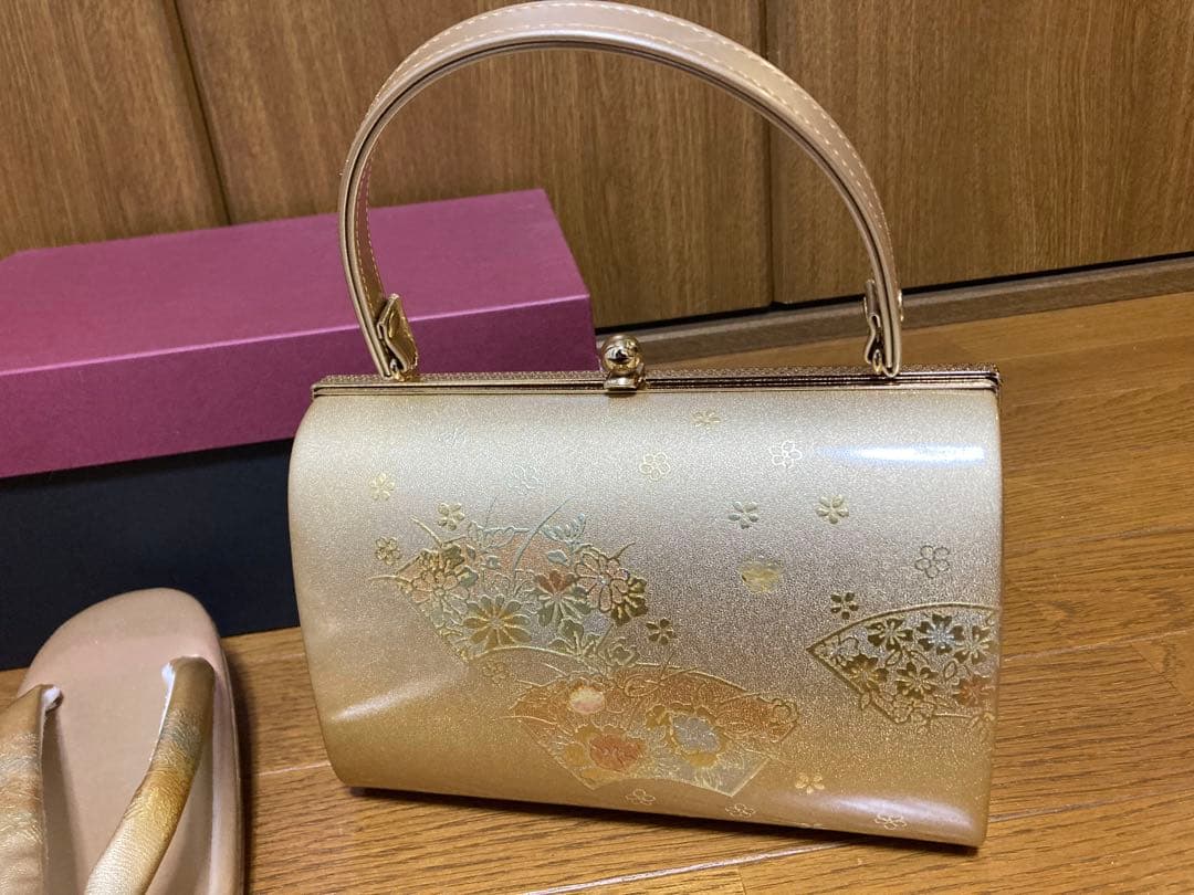草履バッグセット　和装　成人式　振袖　結婚式　訪問着　着物　ゴールド