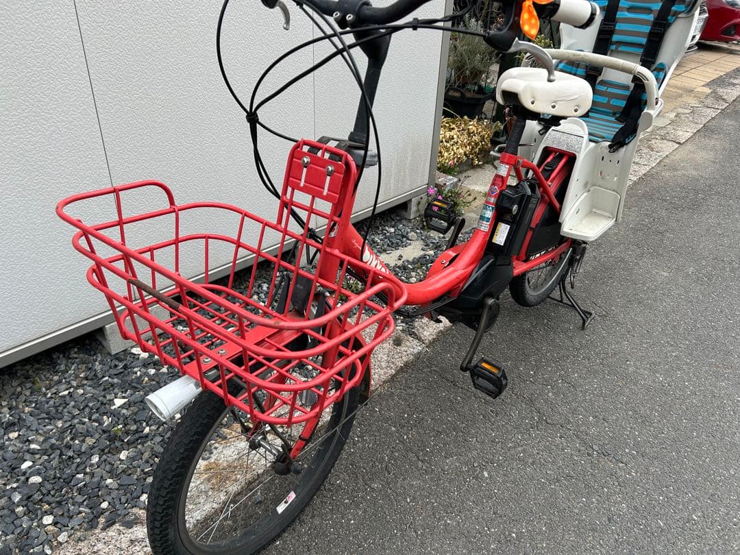 ブリヂストン　ビッケ　赤 電動アシスト自転車 チャイルドシート付き　Bikke