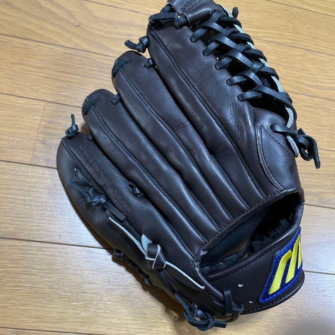 Mizuno Pro model cycloneブラウン 右投げ軟式グローブ