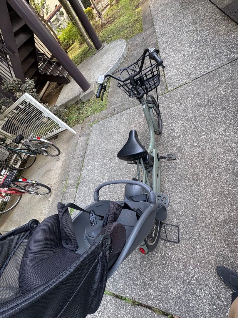 電動アシスト自転車 チャイルドシート付き