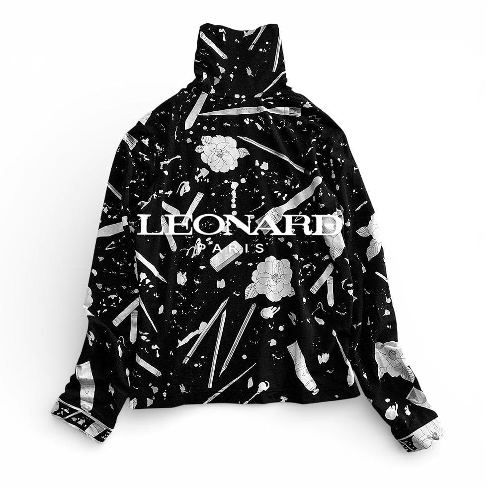 極美品レオナールスポーツゴルフ ストレッチとろみハイネック総柄プリントシャツ黒L