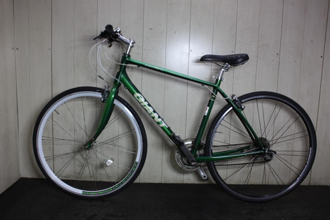 GIANT ESCAPE R3 700C アルミ 24速 500mm 緑色クロス