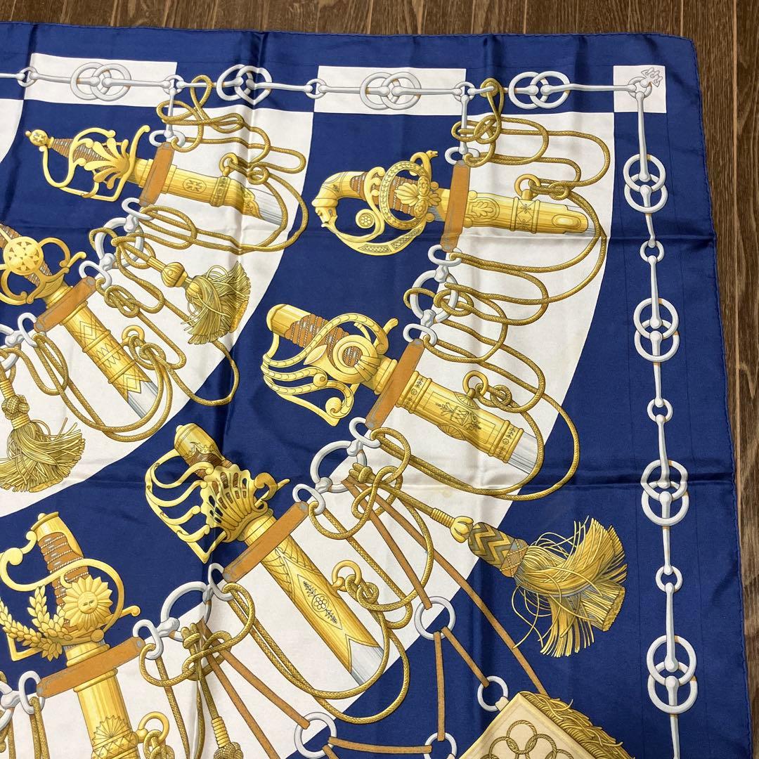 エルメス　カレ90「クリケティス」（Cliquetis）　スカーフ