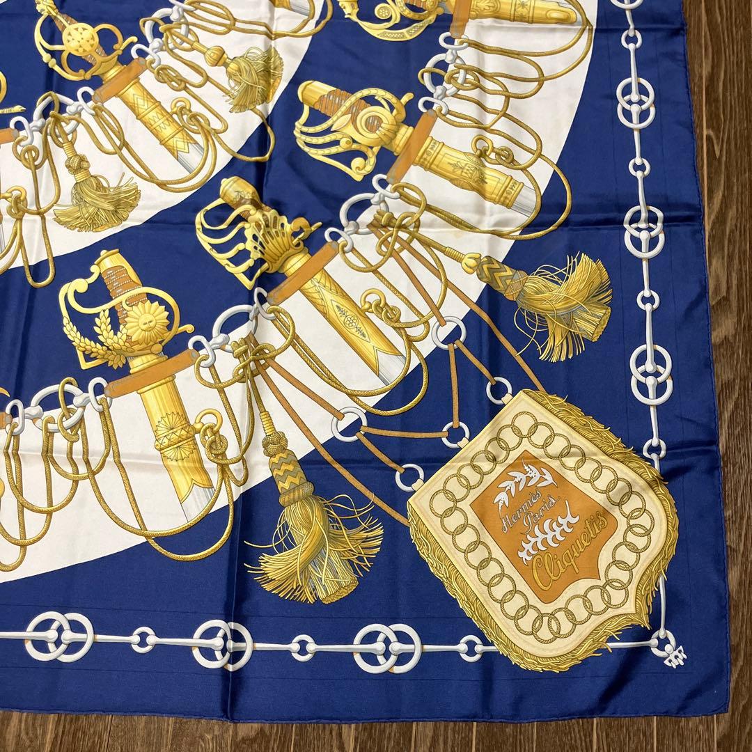 エルメス　カレ90「クリケティス」（Cliquetis）　スカーフ