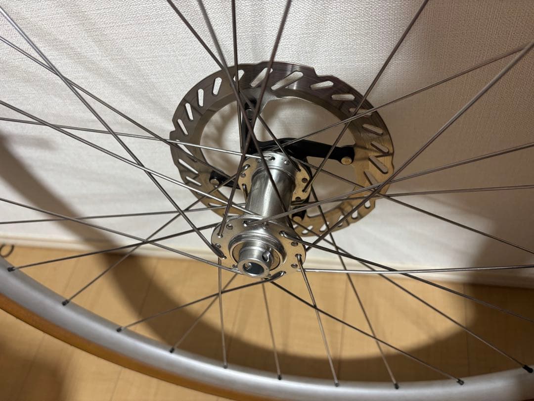 グロータックハブ　Velocity Aileron リム 700C ホイール