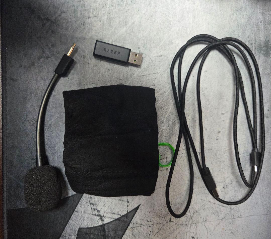 RAZER BLACKSHARK V2 PRO　【動作確認済】