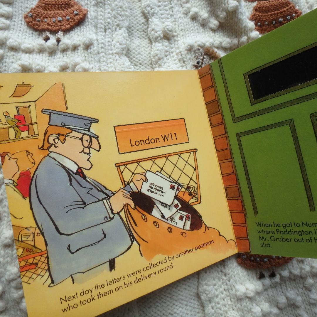 Paddington Mails a Letter ✉