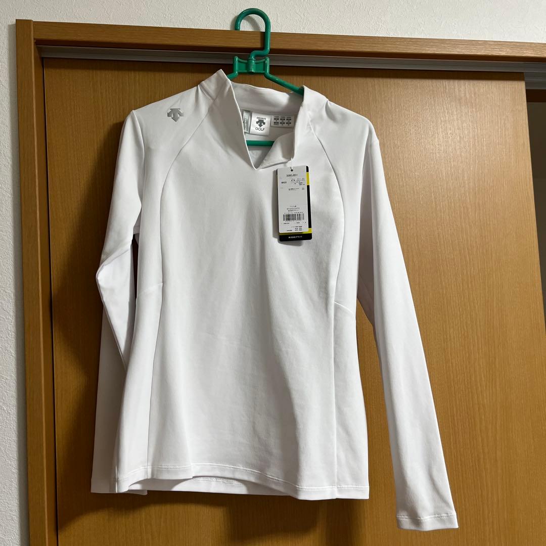 約45000円相当DESCENTE シャツ スカート　サンバイザー　靴下