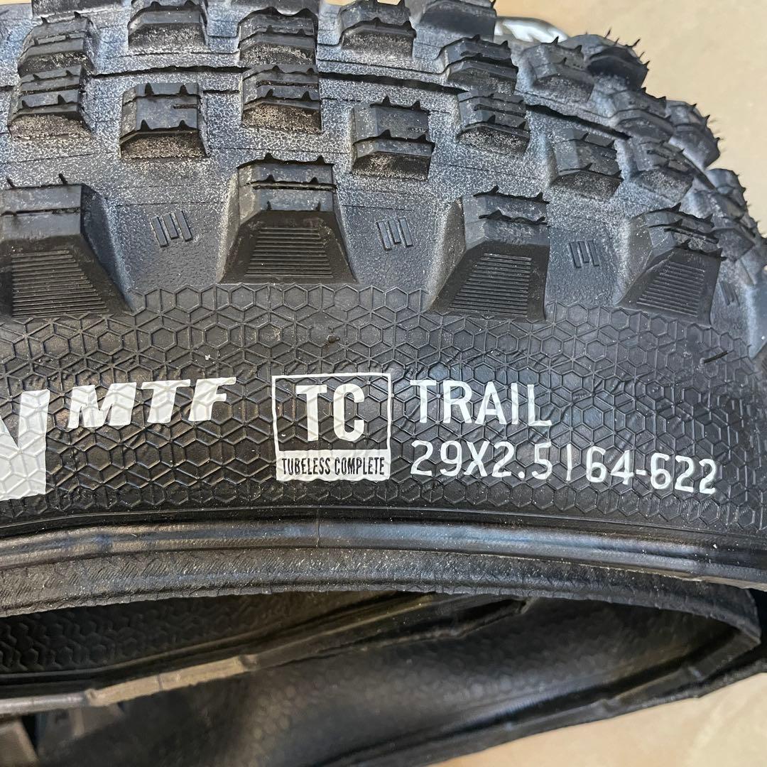 【完成車外し】GOODYEAR NEWTON MTF TRAIL 29x2.5