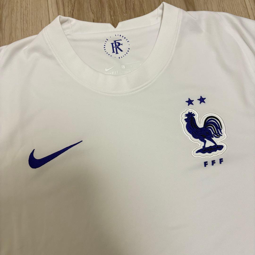 NIKE フランス代表　Ｔシャツ　トレーニングウェア　刺繍ロゴ　FFF