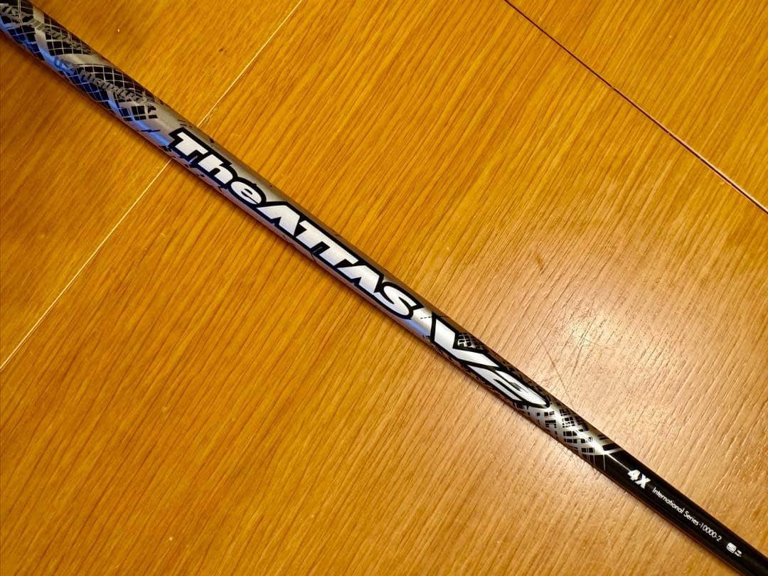 【極美品】The ATTAS V2 4X / 5W用 タイトリストスリーブ付