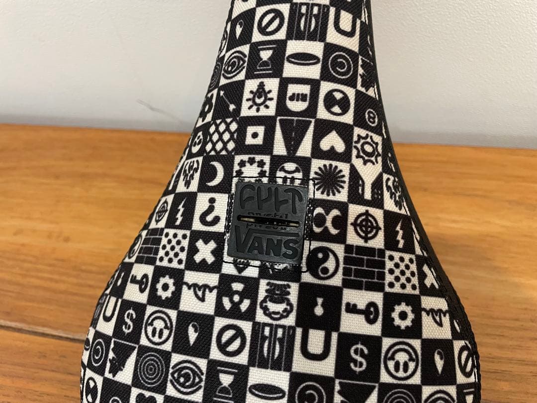 bmx フリースタイル　パーク　cult Vans ピボタル　シート　カルト