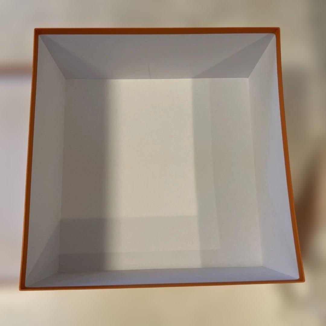 Hermes　空箱　43x43x20(cm)　エルメス