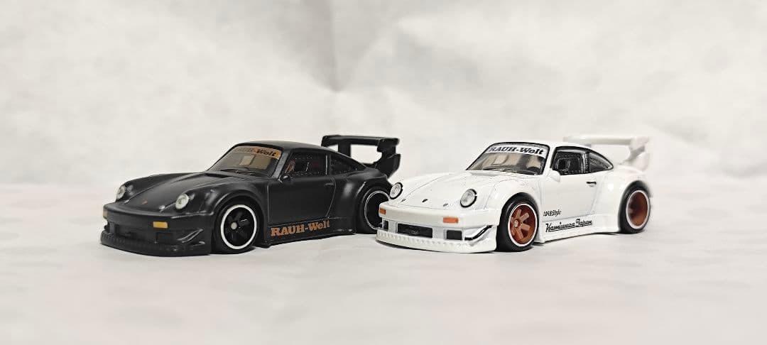 モ*ん様 ホットウィール RAUH-Welt ポルシェ 930 RWB 黒・白