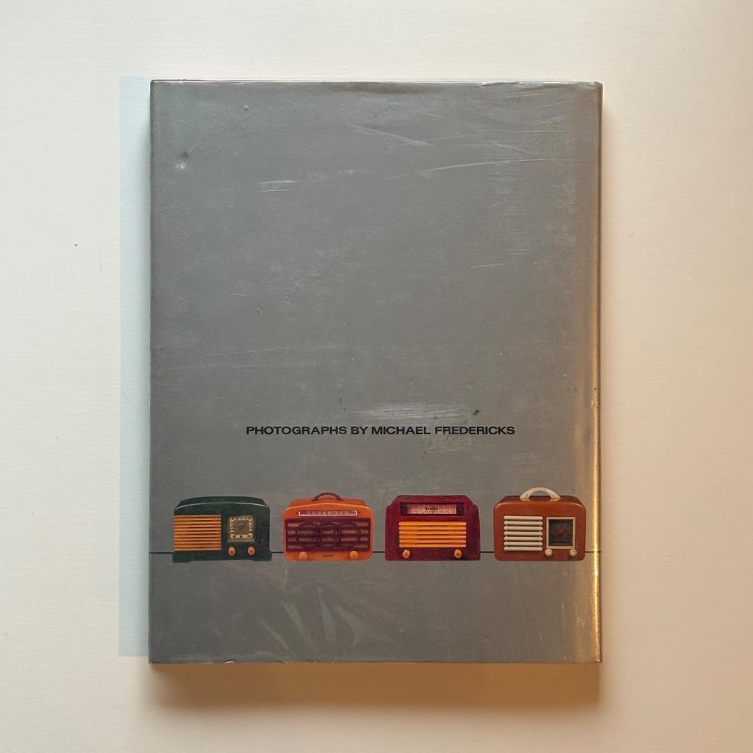 洋書 Classic Plastic Radio of the 30s and 40s