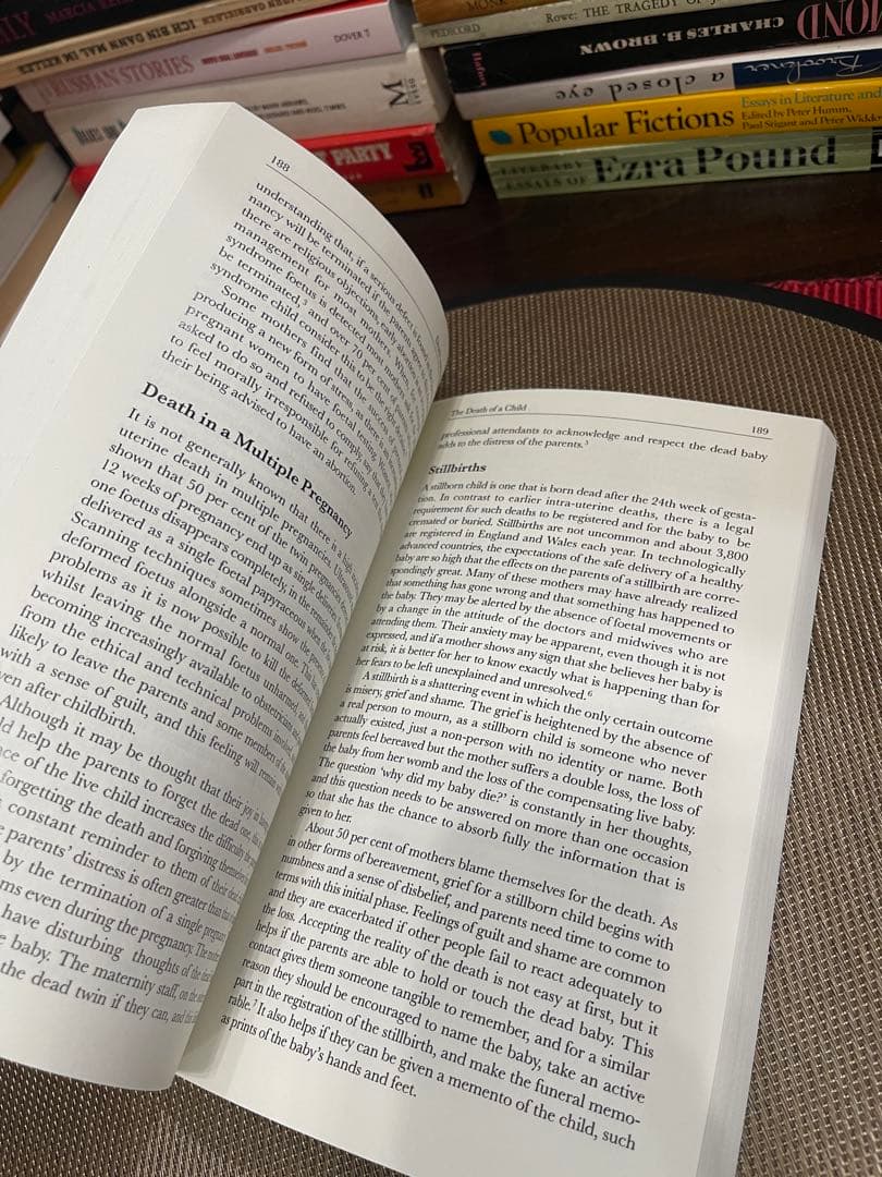 洋書 Death and Bereavement Second Edition