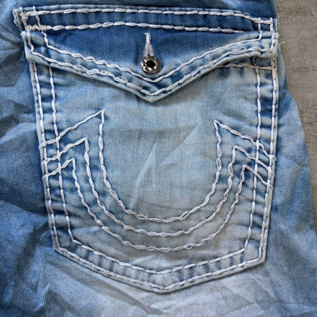 ⭐️IO着用⭐️ TRUE RELIGION デニムパンツ　色落ち加工　32