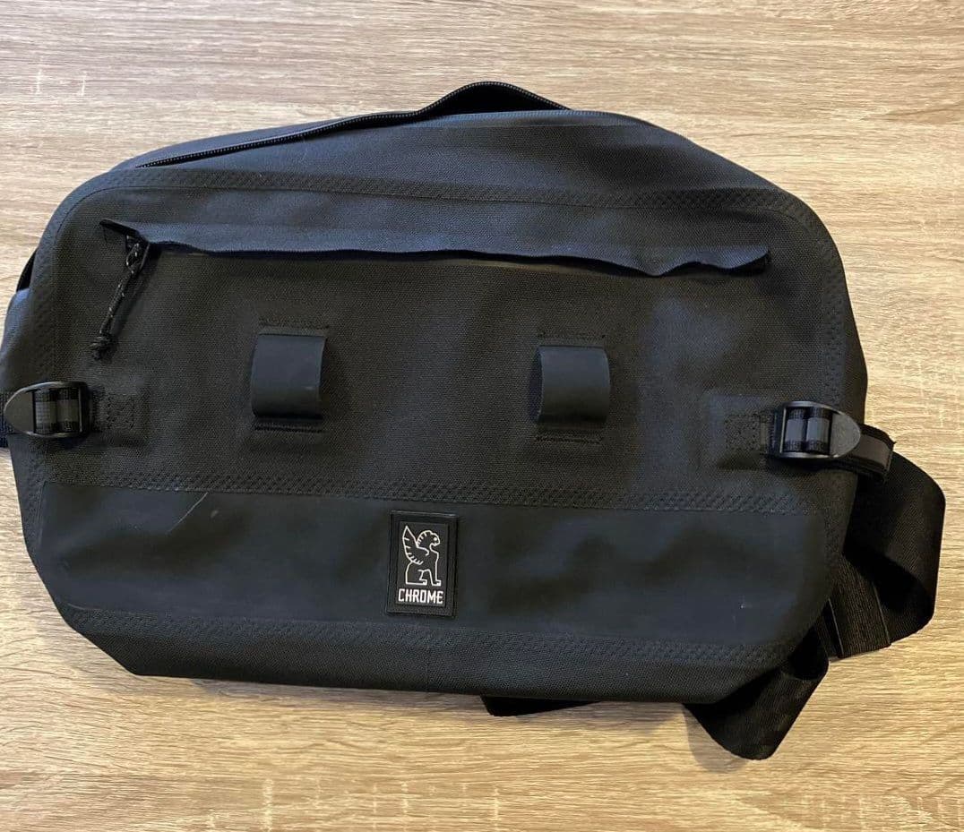 ★CHROME ・クローム BG-258 URBAN EX SLING 10L