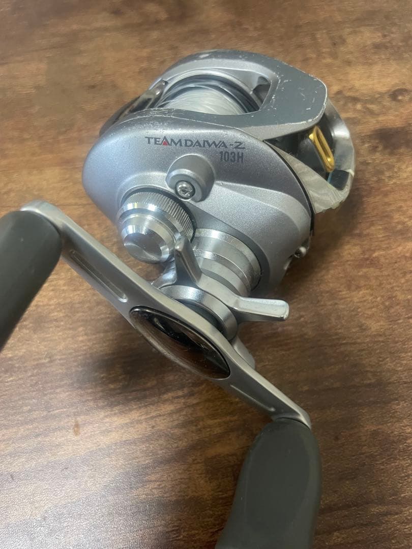 TEAM DAIWA-Z 103H シルバー ベイトリール ダブルハンドル