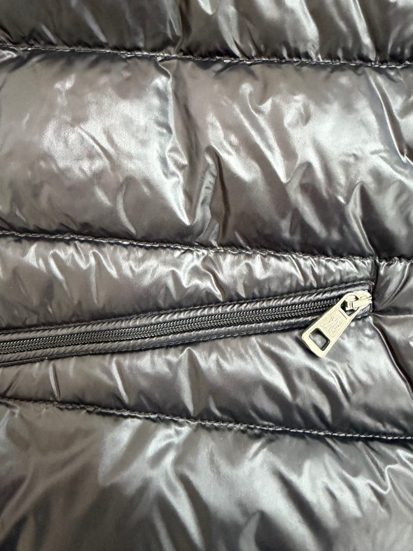 モンクレール　GUI GILET　ダウンベスト　2