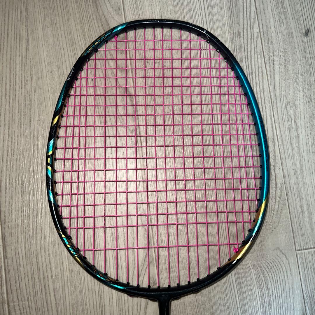 バドミントンラケット アストロクス88Spro