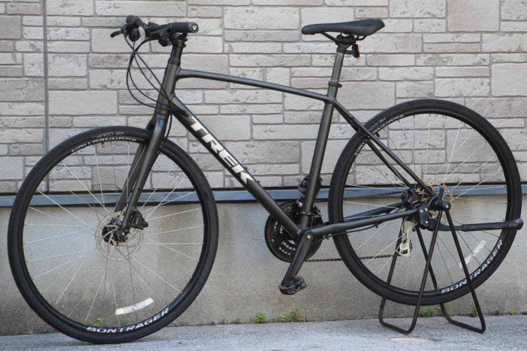 引き取り限定♪TREK♪FX2♪油圧式ディスクブレーキ♪軽量クロスバイク♪