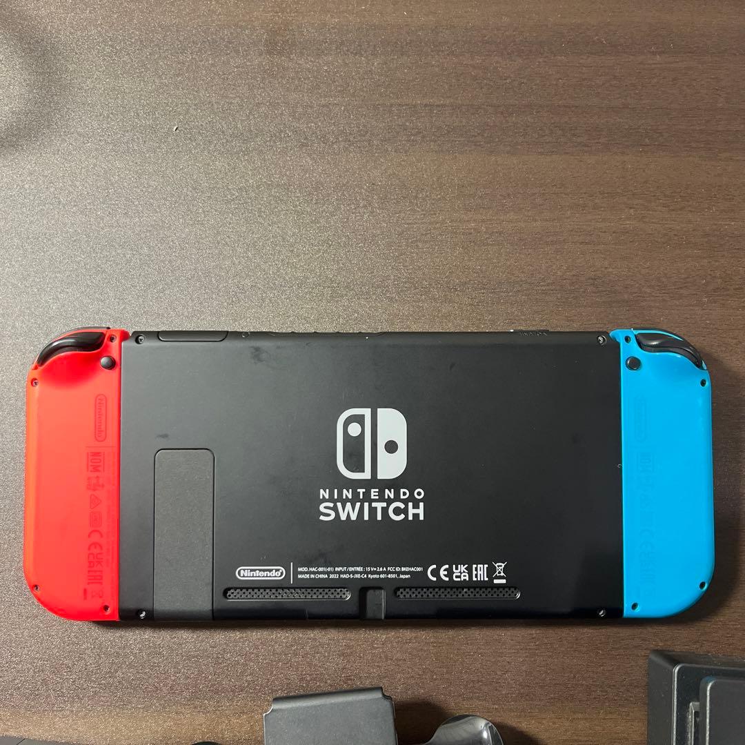 【美品】Nintendo Switch 本体　動作確認済み　初期化済み