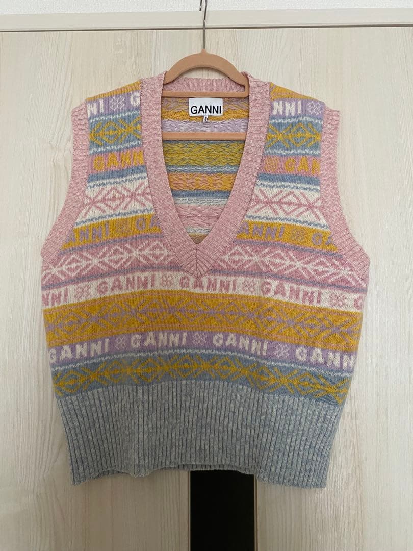 GANNI ニットベスト