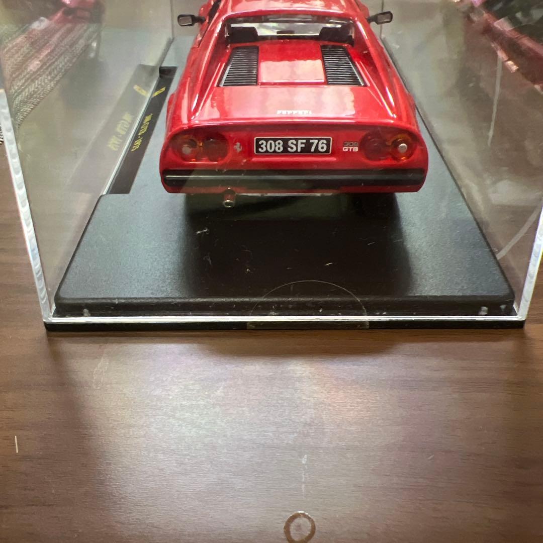 Ferrari 308 GTB 1975 赤