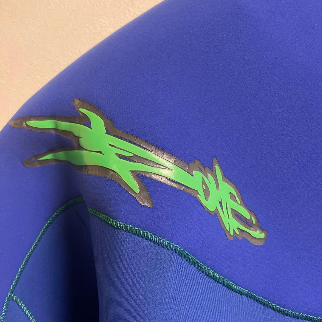 ダブ　DOVE ドライスーツ　サーフィン