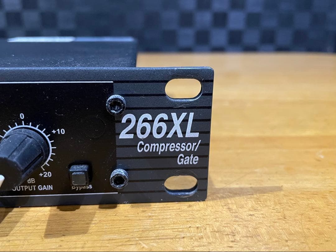 dbx 266XL コンプレッサー / ゲート