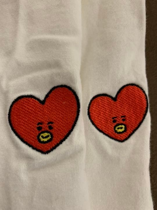TATA BT21 パジャマ　Tシャツ　Hunt