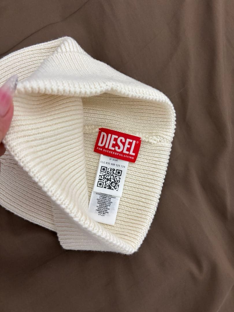 DIESEL ホワイト ニット帽
