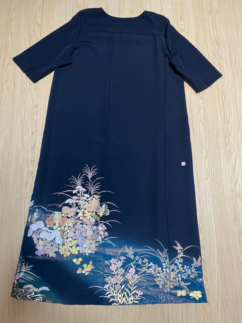 《LL 123cm》 緑花柄 黒留袖 ヨーク切り替え 七分袖 ワンピース 落款