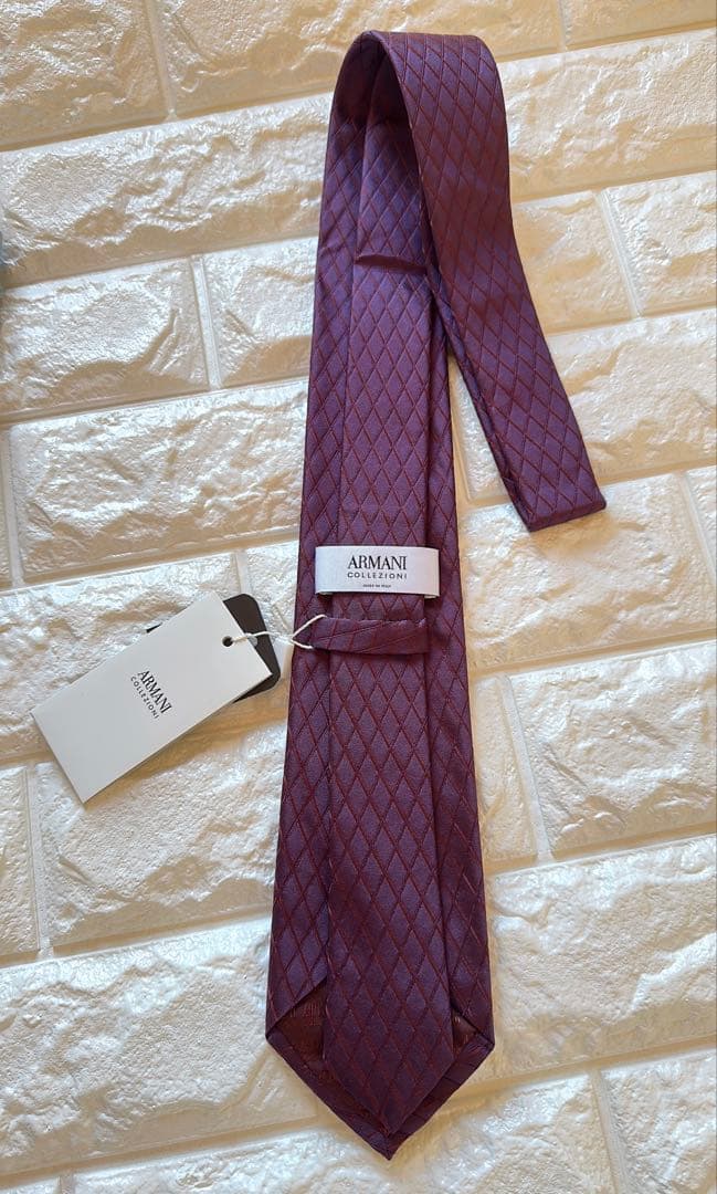 【新品未使用】美品✨ARMANI COLLEZIONI ネクタイ 紫 タグ付き