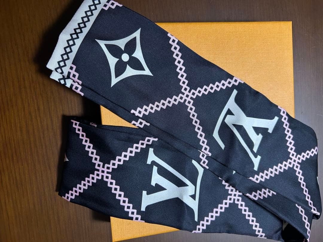 Louis Vuitton バンドー