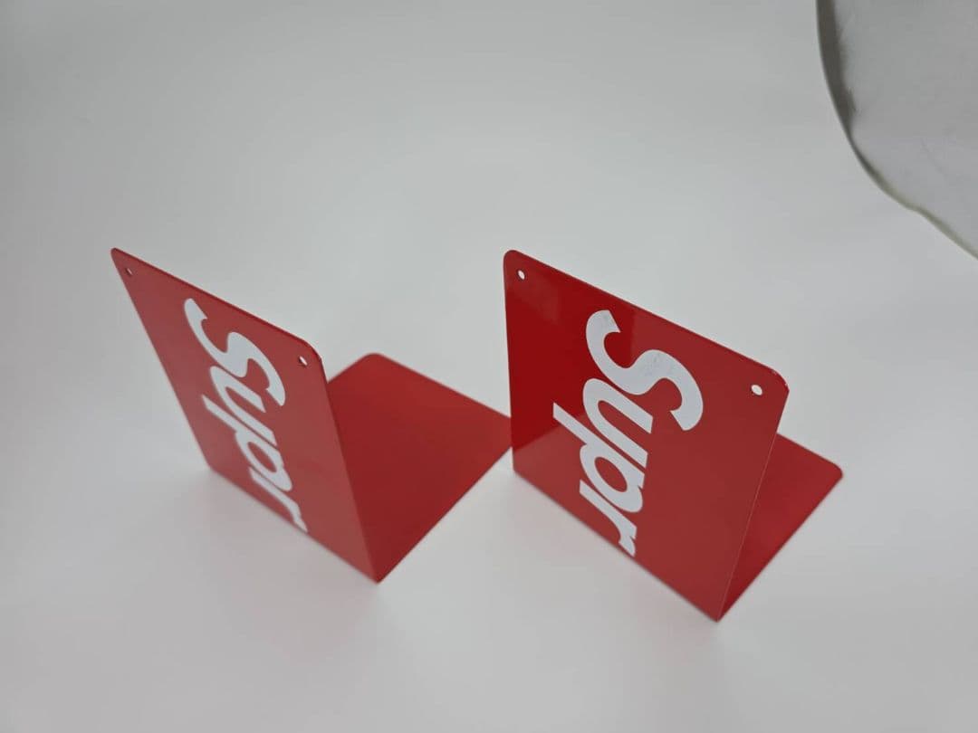 Supreme ブックスタンド 2個 ブックエンド 本立て シュプリーム